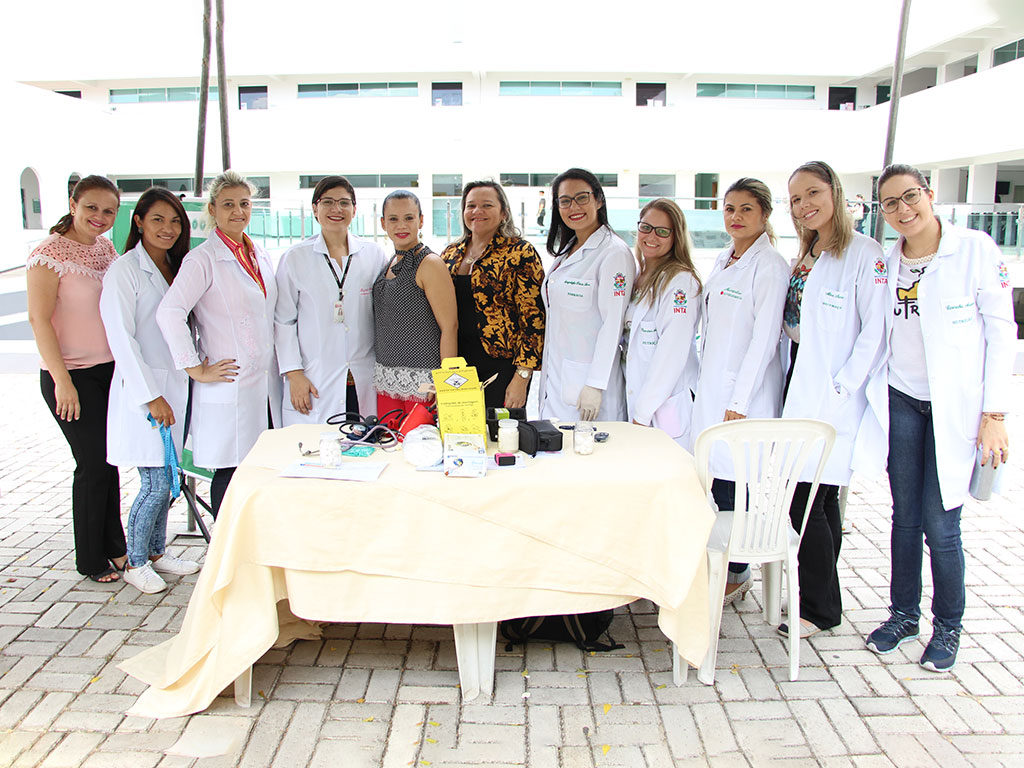 Dia do Nutricionista é comemorado com estudantes e professores no UNINTA