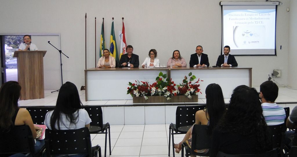 PRODERES e Projeto Laços de Família inauguram Estágio para Mediadores