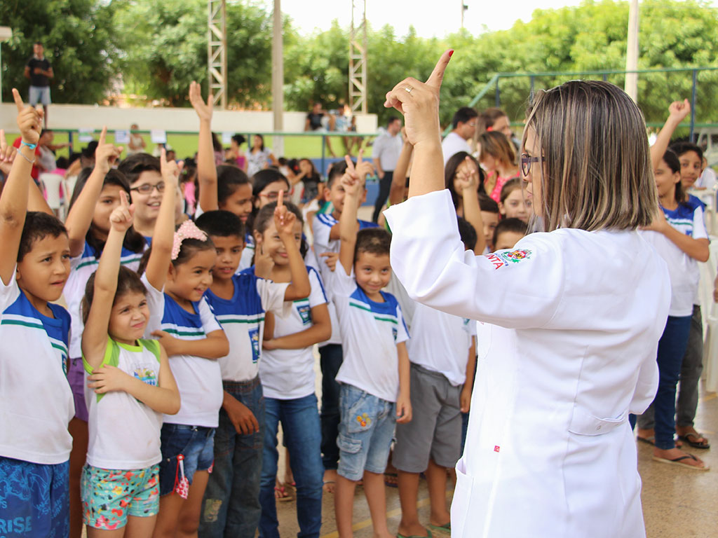 Curso de Odontologia participa de ação de saúde em Forquilha