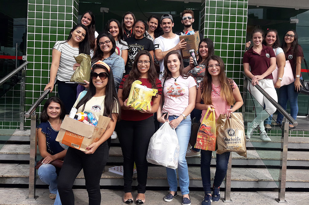 Acadêmicos de Psicologia visitam Centro Pop em Sobral