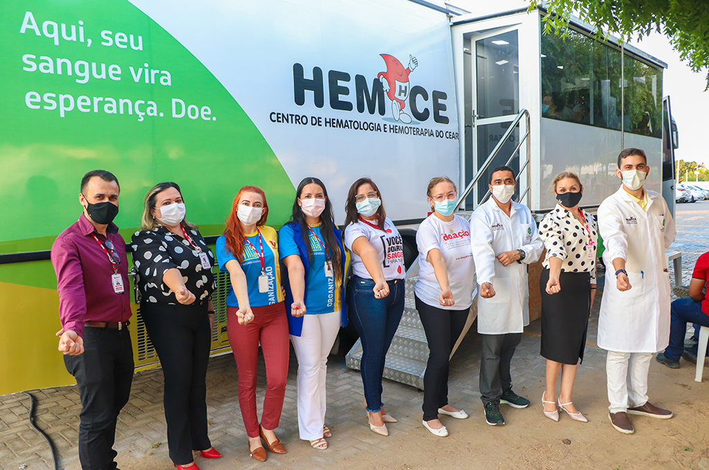 Curso de Medicina do UNINTA e HEMOCE promovem campanha de doação de sangue