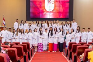 Curso de Odontologia promove Cerimônia do Jaleco para a Turma 24