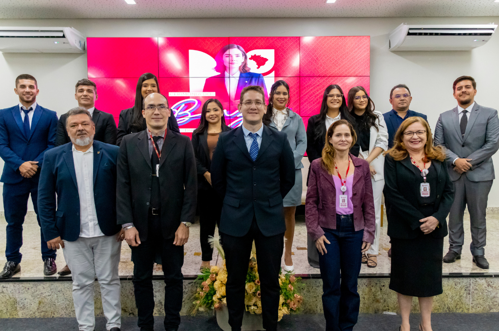 Curso de Direito realiza a tradicional Cerimônia do Blazer