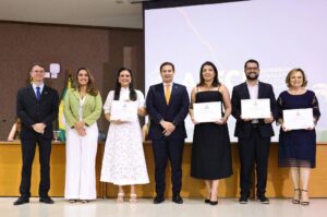 Coordenador dos Cursos de Fisioterapia e Terapia Ocupacional do UNINTA, é Homenageado na Assembleia Legislativa do Ceará