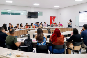 Departamento de Idiomas do UNINTA realiza treinamento com docentes de língua inglesa